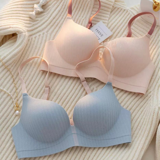 Cozy超級爆乳無痕裸感集中飽滿無鋼圈內衣套組