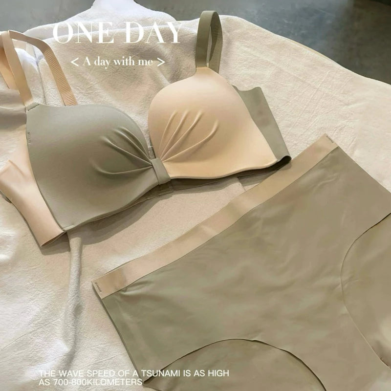 Cozy小胸集中撞色無鋼圈內衣套裝