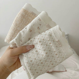 Cozy 清甜碎花棉質透氣抗菌中腰內褲