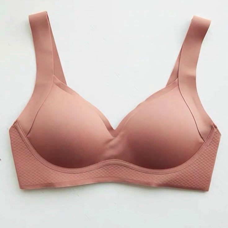 Cozy☁️軟QQ寬肩無痕集中無鋼圈仿生乳膠杯防下垂收副乳內衣