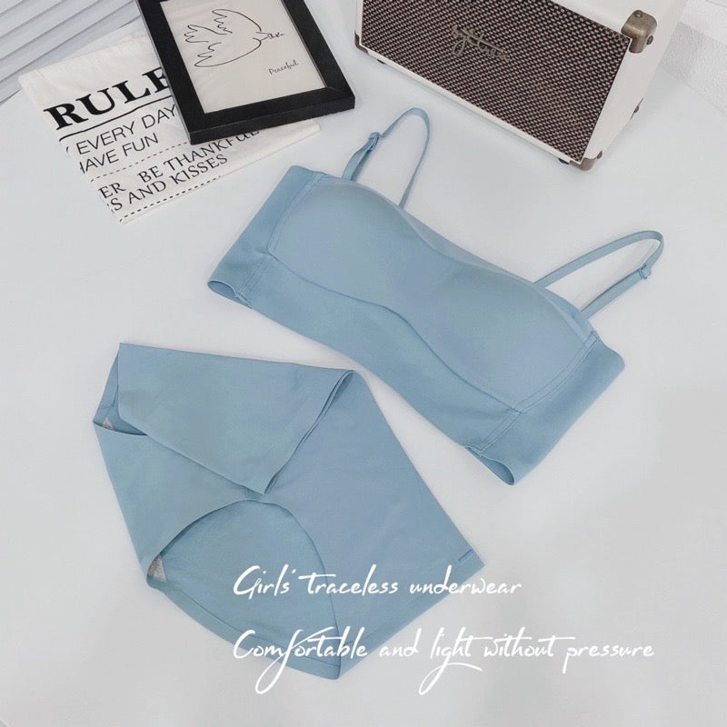 Cozy💕超美!無痕一片式零束縛肩帶可拆可調集中無鋼圈內衣套組