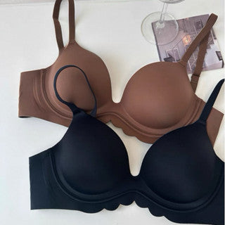 Cozy 漫畫胸無痕集中托高圓潤美胸無鋼圈內衣套裝 小胸集中 女裝上衣