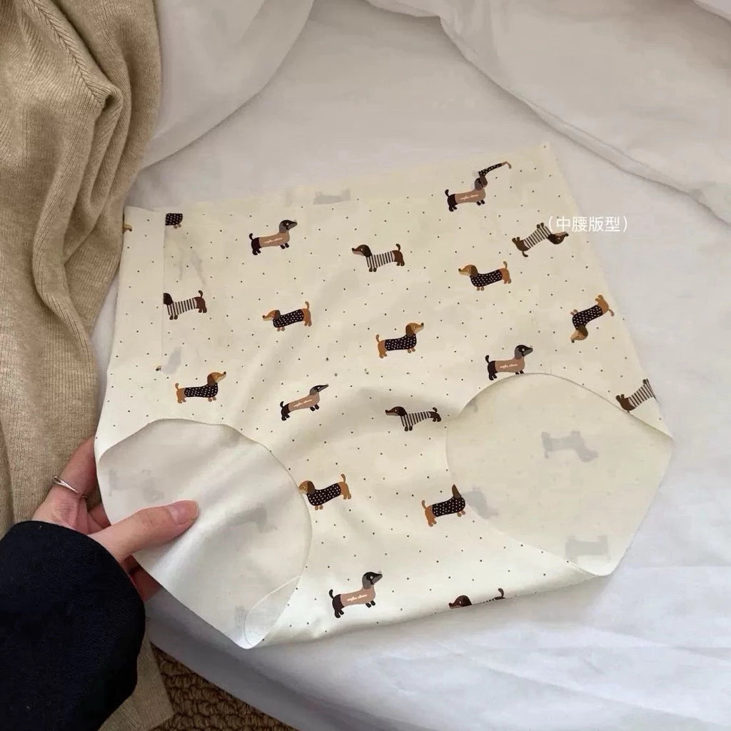 Cozy 超Q臘腸狗無痕高臀中腰內褲