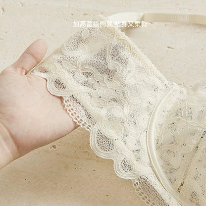 Cozy 小花蕾絲無鋼圈內衣套組 成套內衣