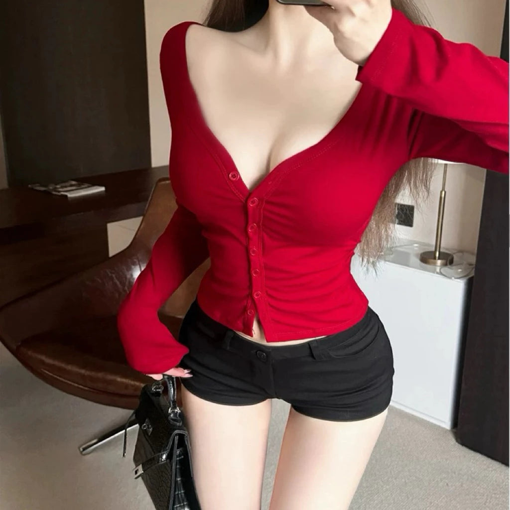 Cozy 辣！性感深V鈕扣固定杯顯瘦長袖上衣 女裝上衣