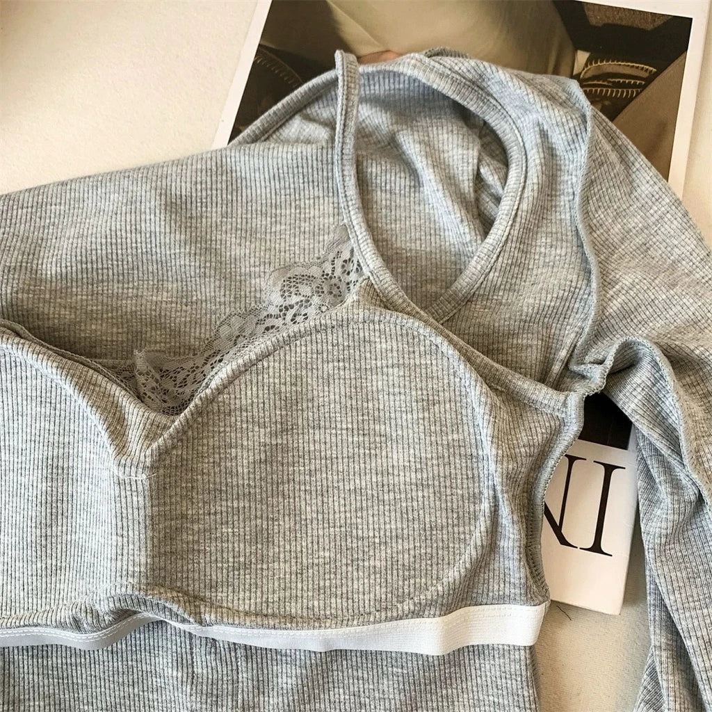 Cozy 小心機性感純慾蕾絲假兩件固定杯長袖上衣